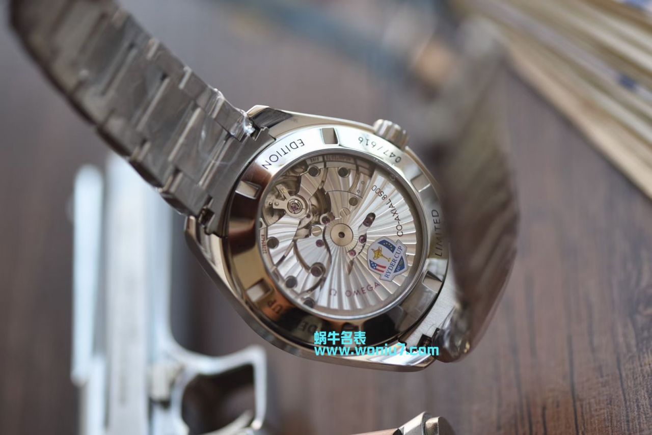   VS  欧米茄海马系列Aqua Terra“莱德杯”高尔夫231.10.42.21.02.005限量版腕表 / M358