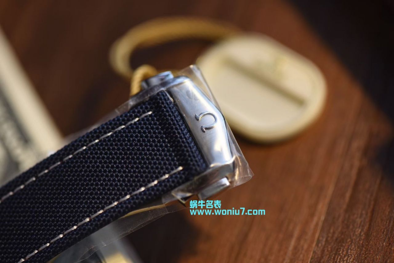   VS  欧米茄海马系列Aqua Terra“莱德杯”高尔夫231.10.42.21.02.005限量版腕表 / M358