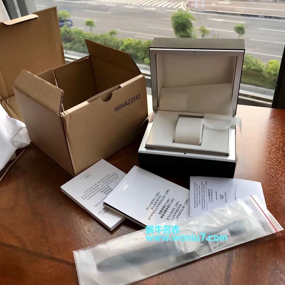 专柜原单  IWC万国表柏涛菲诺系列IW356501、IW356502、IW356519、IW356518、IW356517男士腕表 / WG167   专柜原单  IWC万国表柏涛菲诺系列IW356501、IW356502、IW356519、IW356518、IW356517男士腕表 / WG167