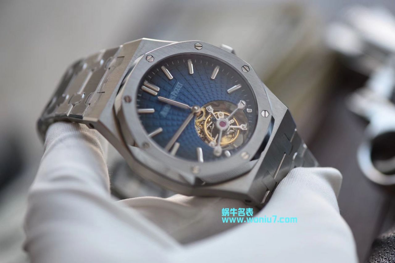   R8  爱彼皇家橡树系列26522ST.OO.1220ST.01腕表、26522OR.OO.1220OR.01、26510ST.OO.1220ST.01陀飞轮手表 / AP137