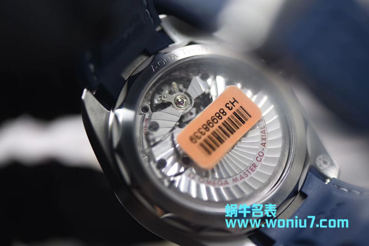   VS  欧米茄海马系列220.10.41.21.03.002、220.12.41.21.03.002腕表 / M361A