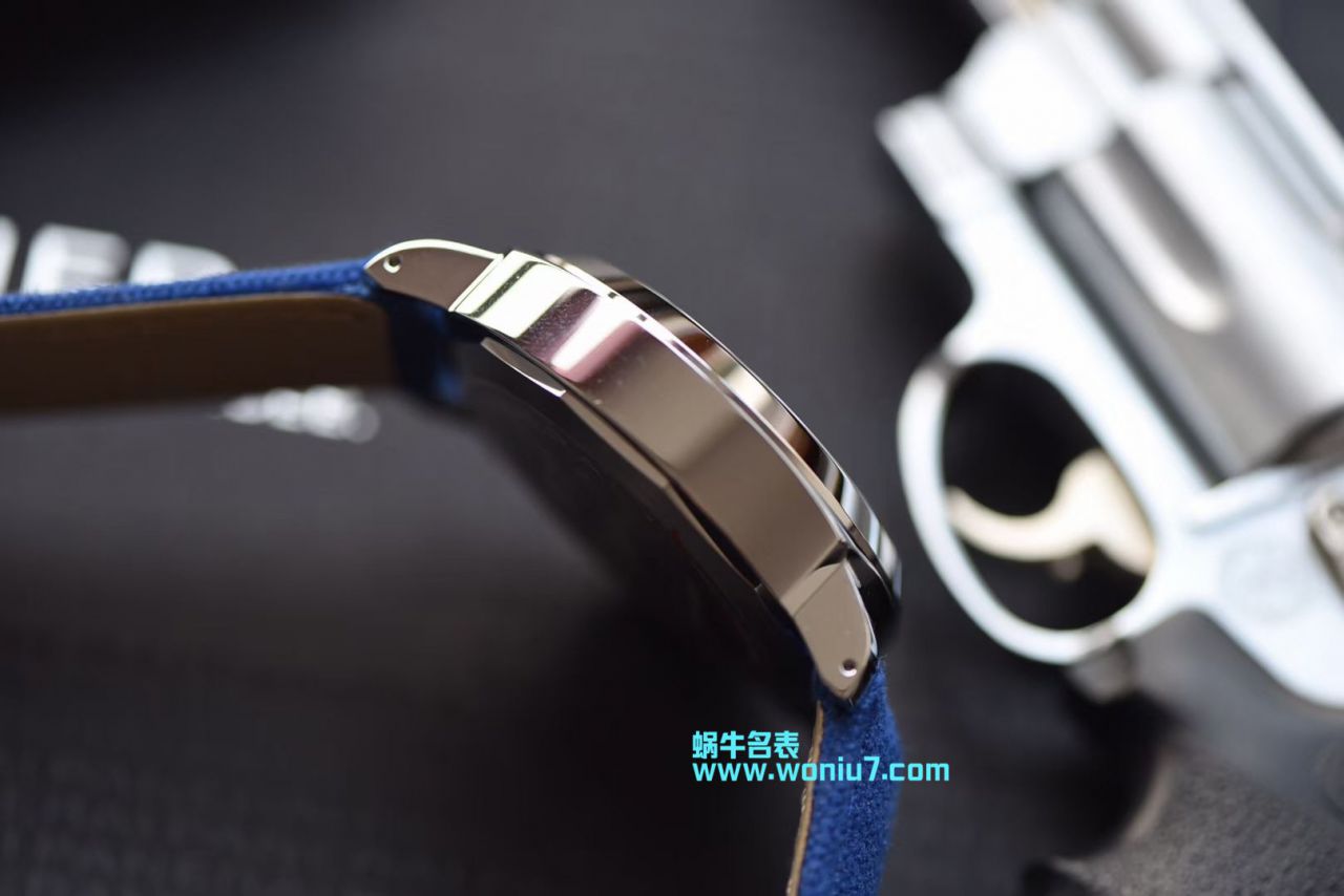   XF  沛纳海LUMINOR系列PAM00777腕表 / PAM 777