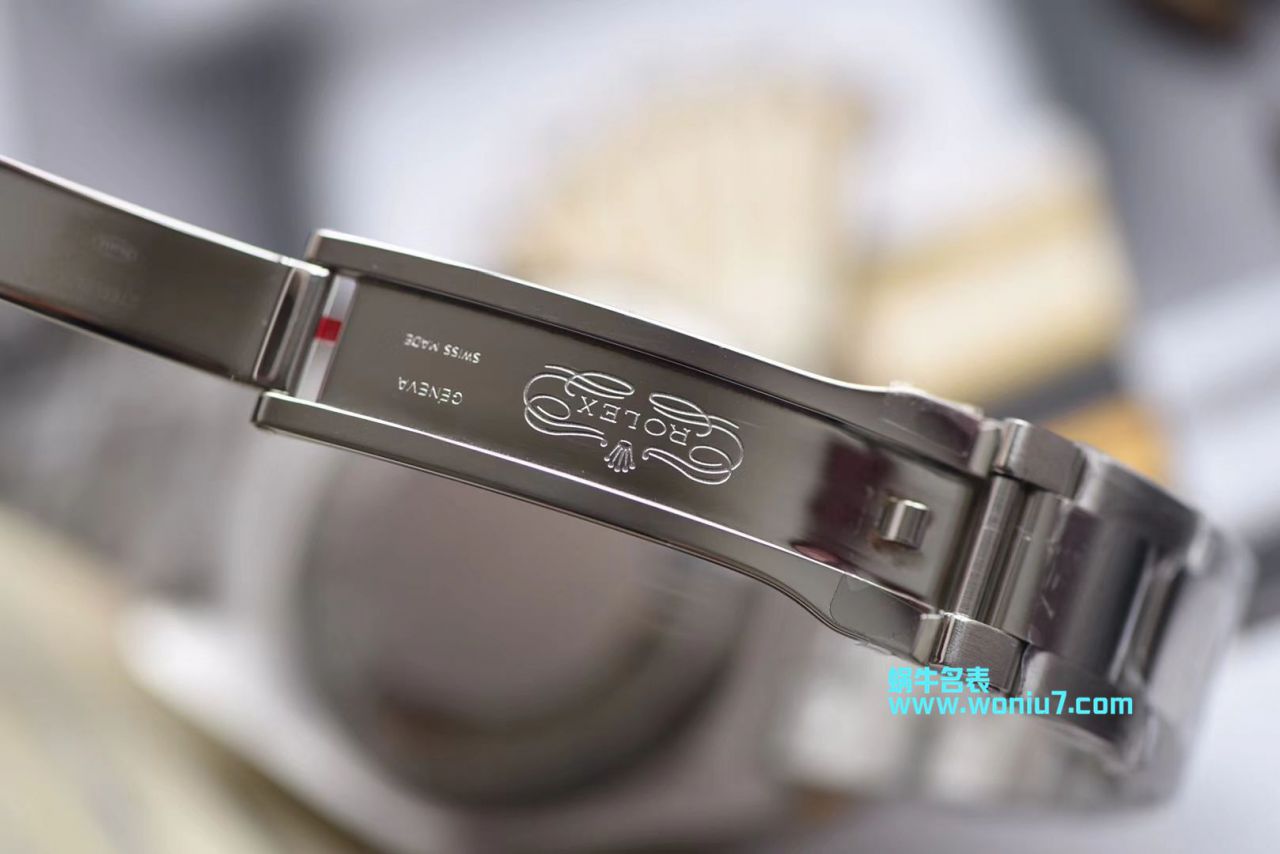   DJ  劳力士MILGAUSS系列116400-GV-72400蓝盘腕表(绿玻璃) / R246