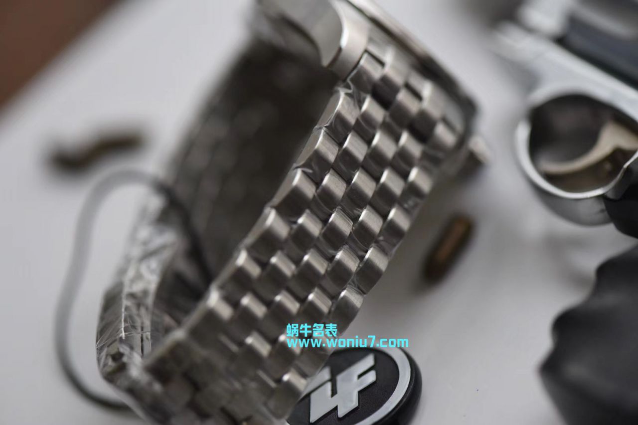   ZF厂万国飞行员CHRONOGRAPH计时腕表 系列IW377710腕表 / WG220
