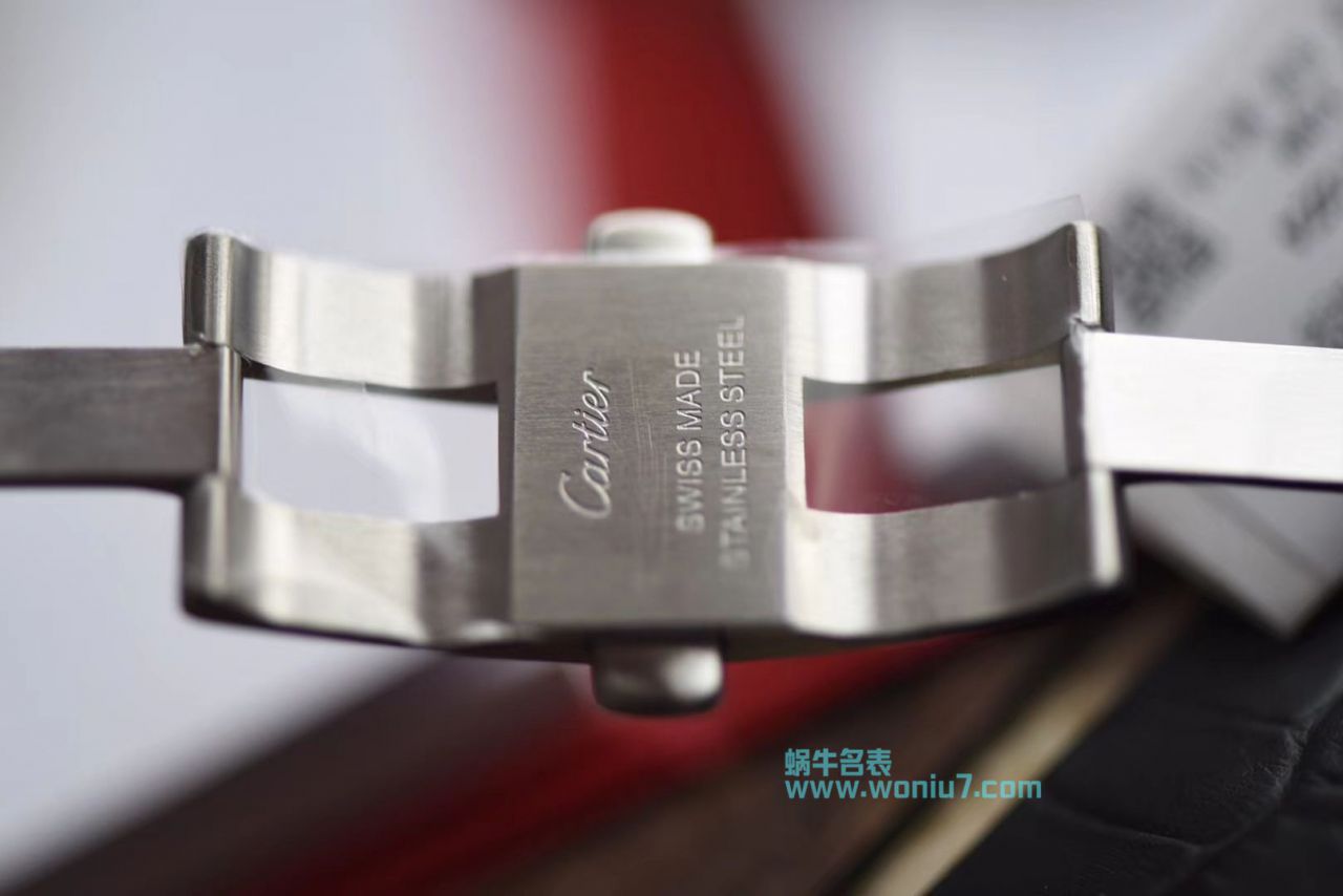   HBBV6  卡地亚蓝气球系列W2BB0004腕表男装42毫米 / K181