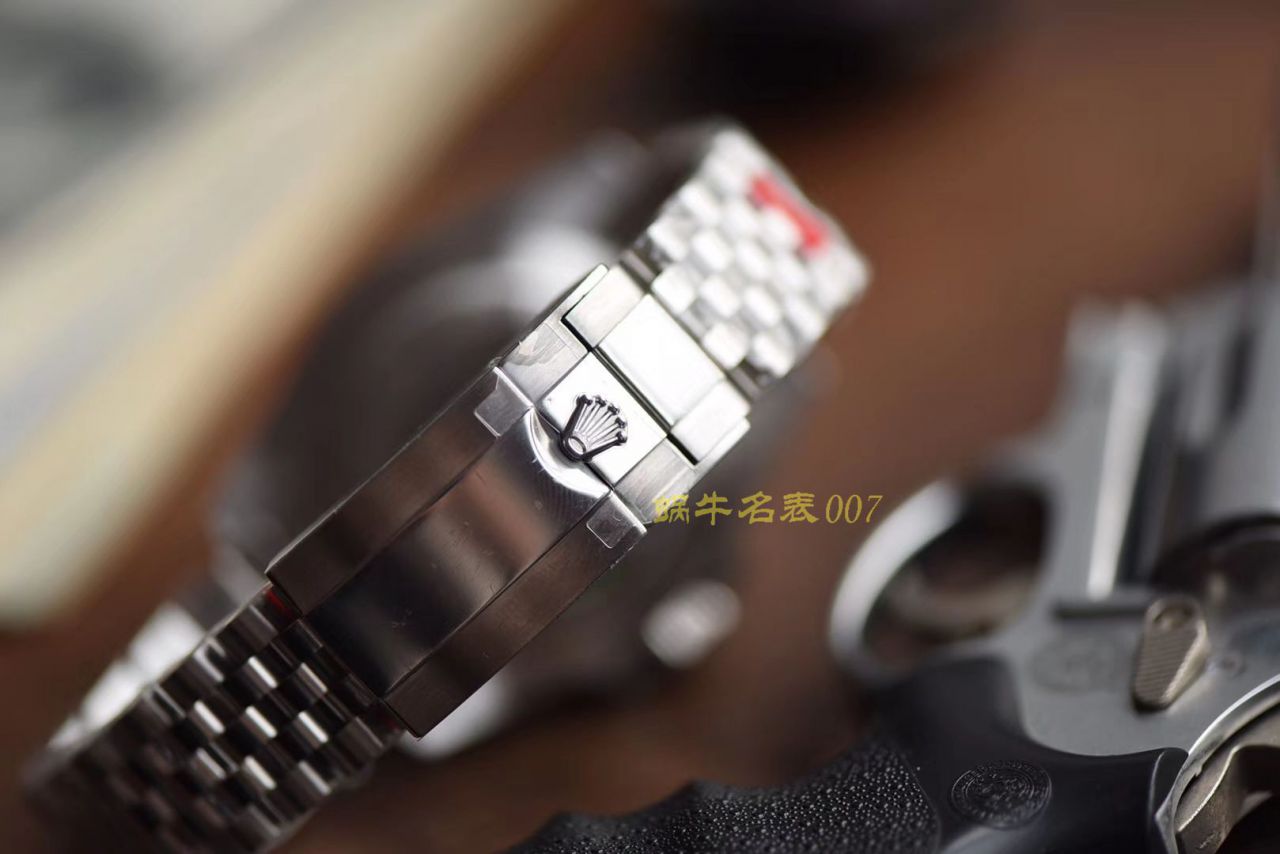   GM  劳力士格林尼治型II系列m126710blnr-0002腕表 / R272