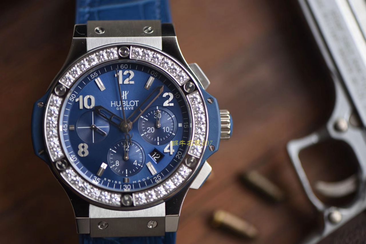 HBBv6新款宇舶HUBLOT    精钢蓝面 腕表 / YB061