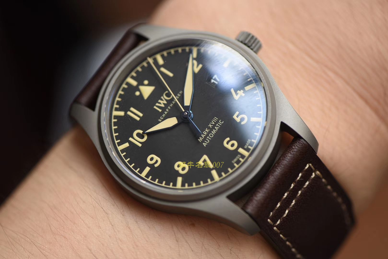 IWC万国表飞行员系列IW327006腕表  M+马克十八   / M186