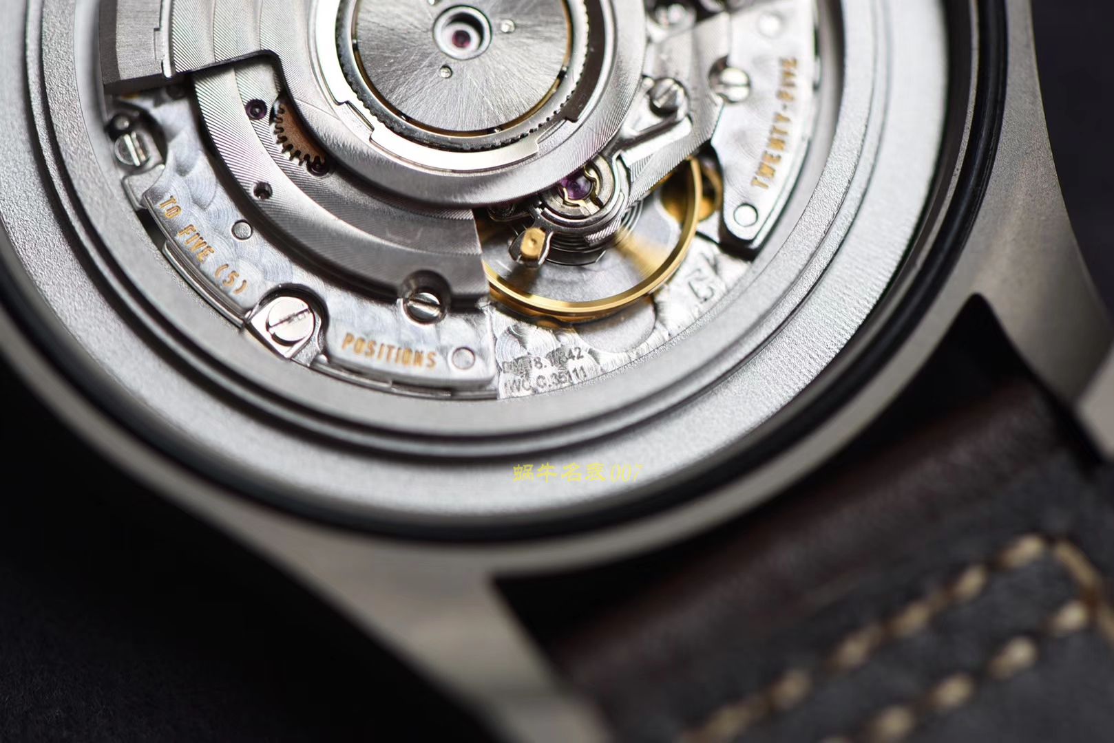 IWC万国表飞行员系列IW327006腕表  M+马克十八   / M186