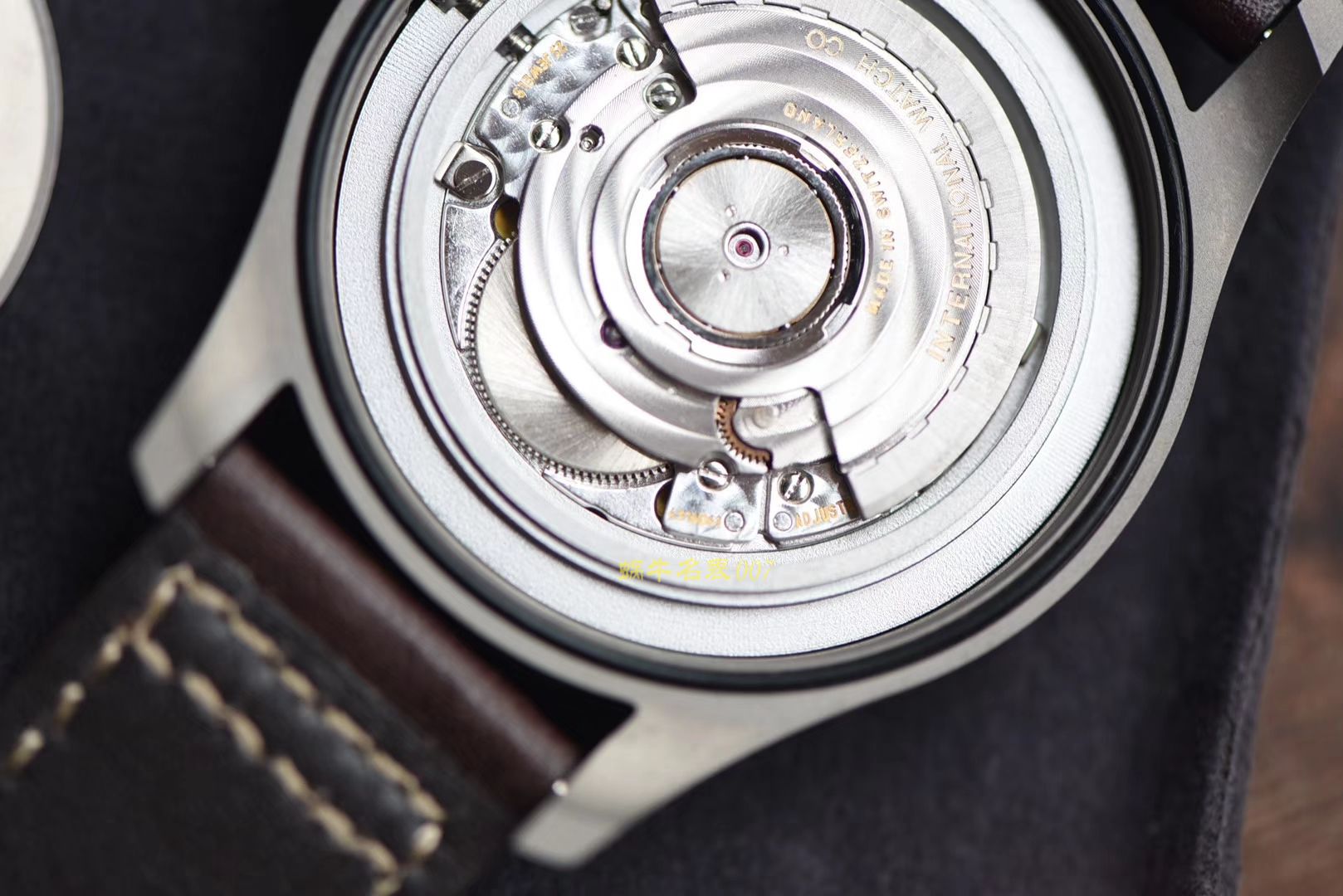 IWC万国表飞行员系列IW327006腕表  M+马克十八   / M186