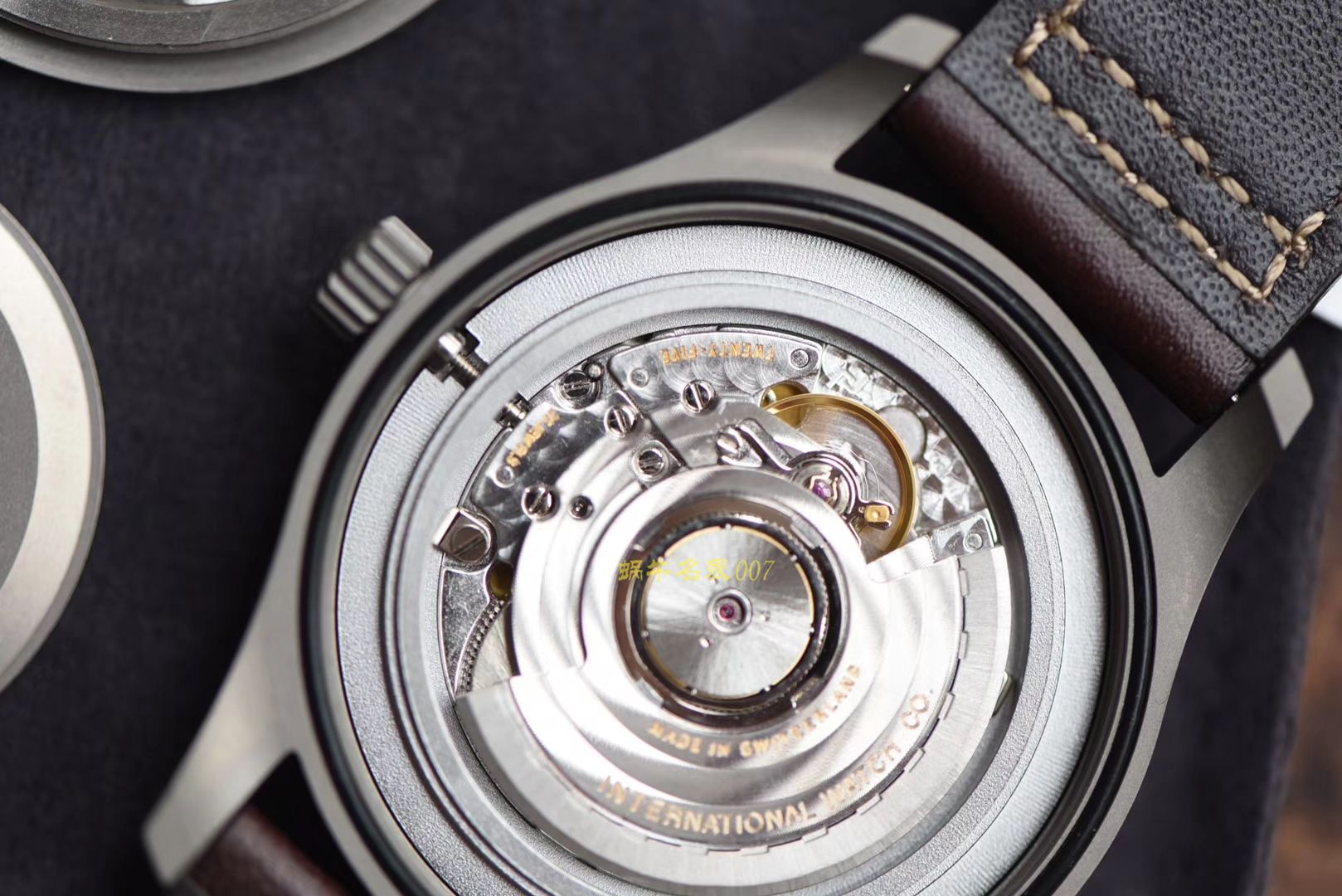 IWC万国表飞行员系列IW327006腕表  M+马克十八   / M186