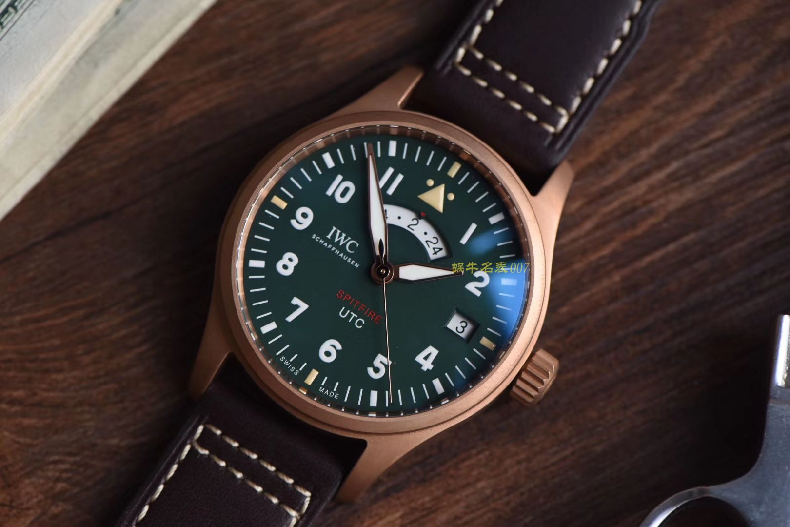   XF  IWC万国表飞行员系列IW327101腕表，青铜喷火战机飞行员 / WG187