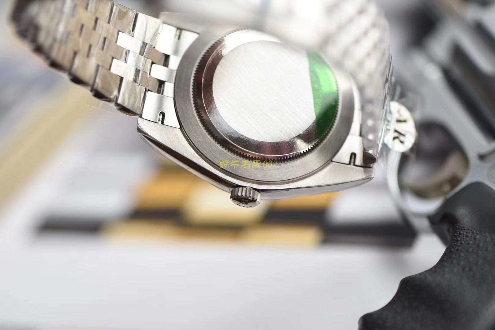   AR  劳力士日志型DATEJUST系列116334银盘腕表 / R267