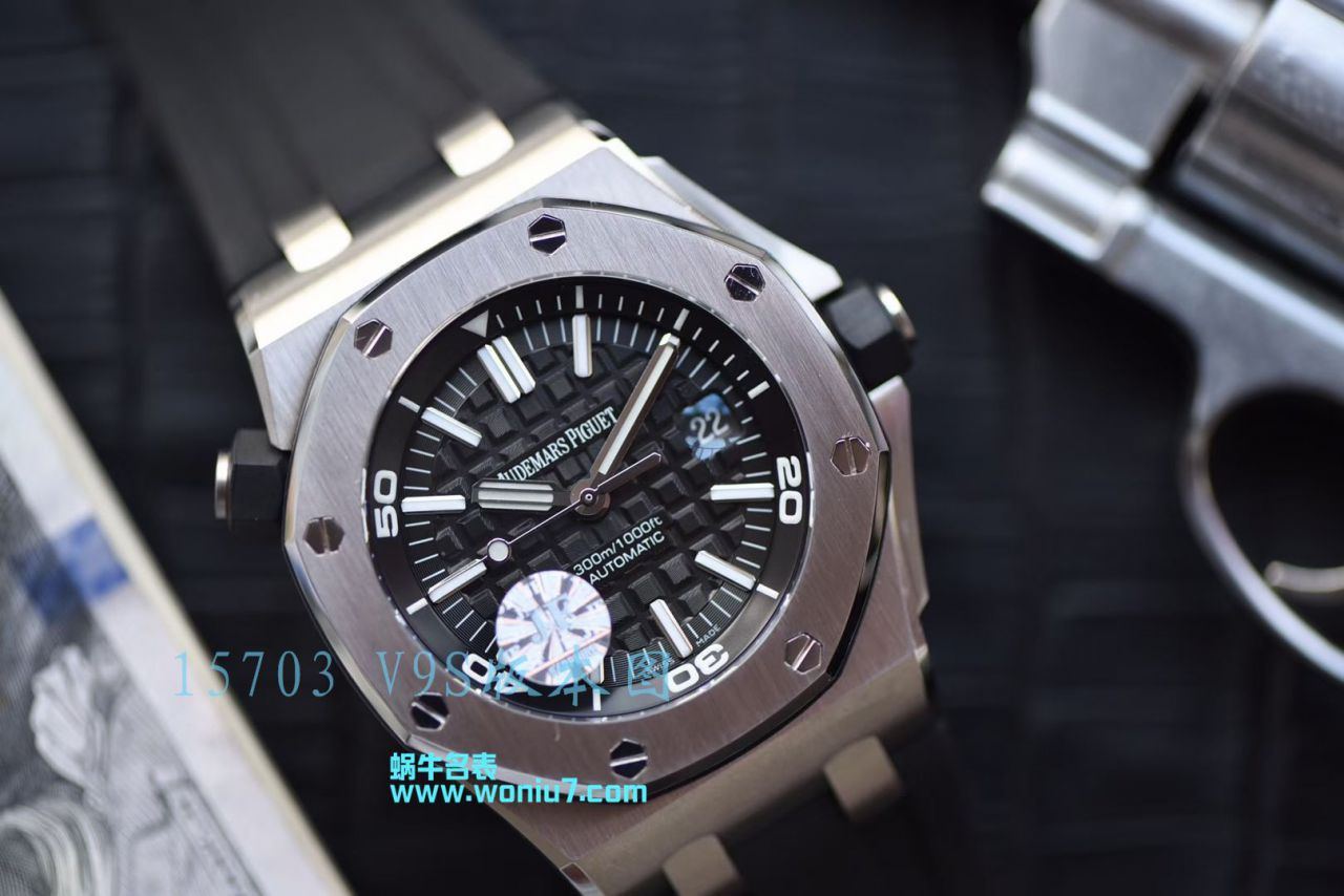   JF视频评测爱彼皇家橡树离岸型系列15703ST.OO.A002CA.01腕表，全新V9S超强版正式闪亮登场 / AP156