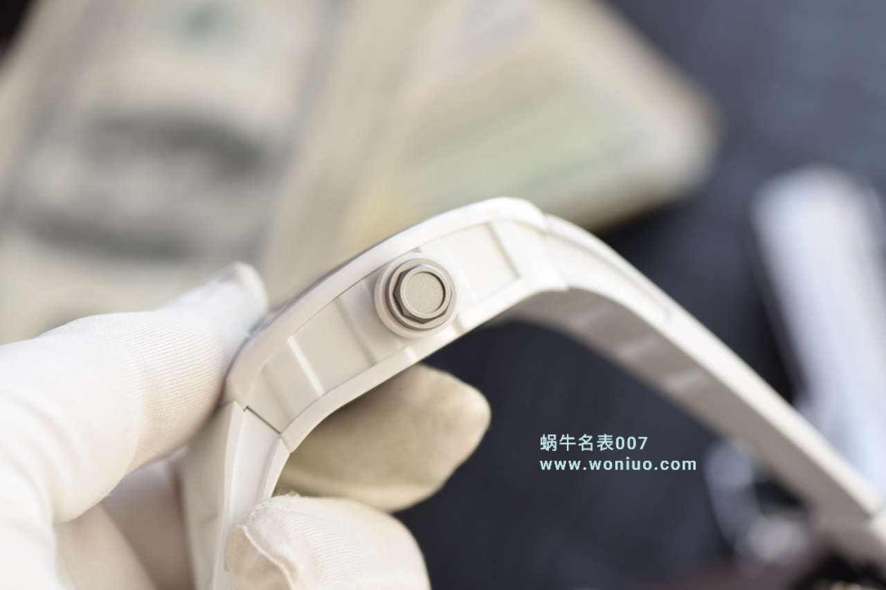 视频评测KV台湾厂最新巨作！RICHARD MILLE理查德米勒RM055白陶瓷白面橡胶带新款 / RM 055MM