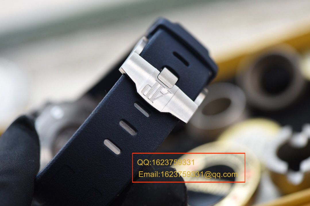 视频评测JF厂爱彼皇家橡树离岸型系列26703ST.OO.A027CA.01腕表/爱彼蓝莓 / APCB029MM