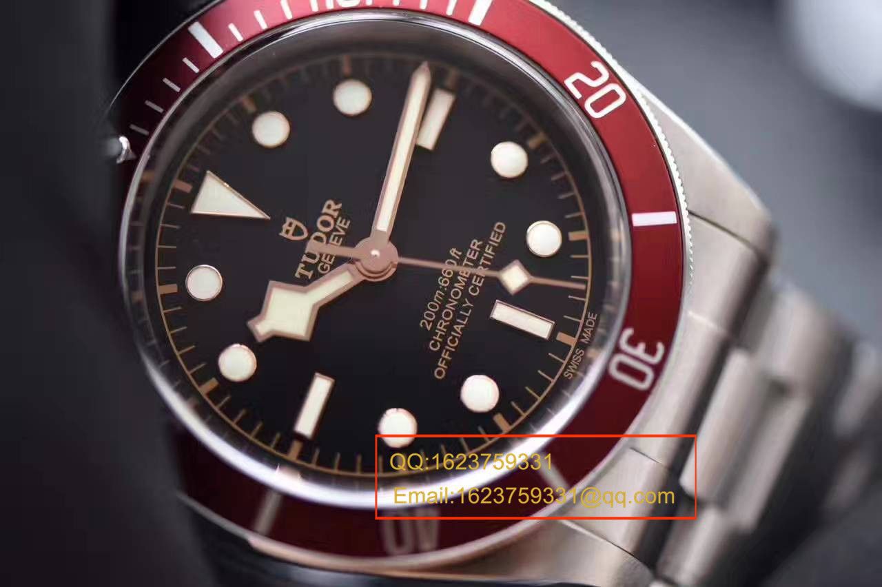 视频评测TUDOR帝舵碧湾系列79220R 不锈钢表带腕表(小红花)  ZF帝舵小红花   / DT009MM