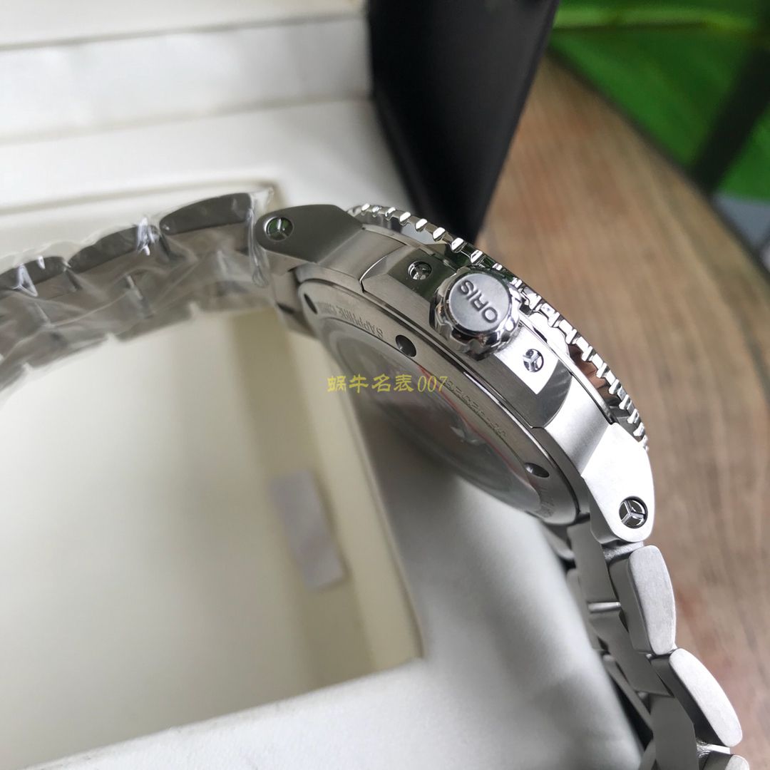   渠道原单硬货  豪利时潜水系列01 733 7730 4154-07 8 24 05PEB和01 733 7730 4135-07 8 24 05PEB腕表 / OB002