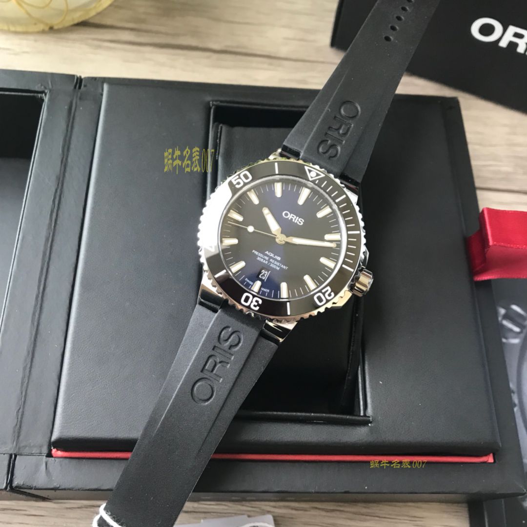   渠道原单，多面可选  豪利时潜水系列01 733 7730 4159-07 4 24 64EB腕表 / OB006