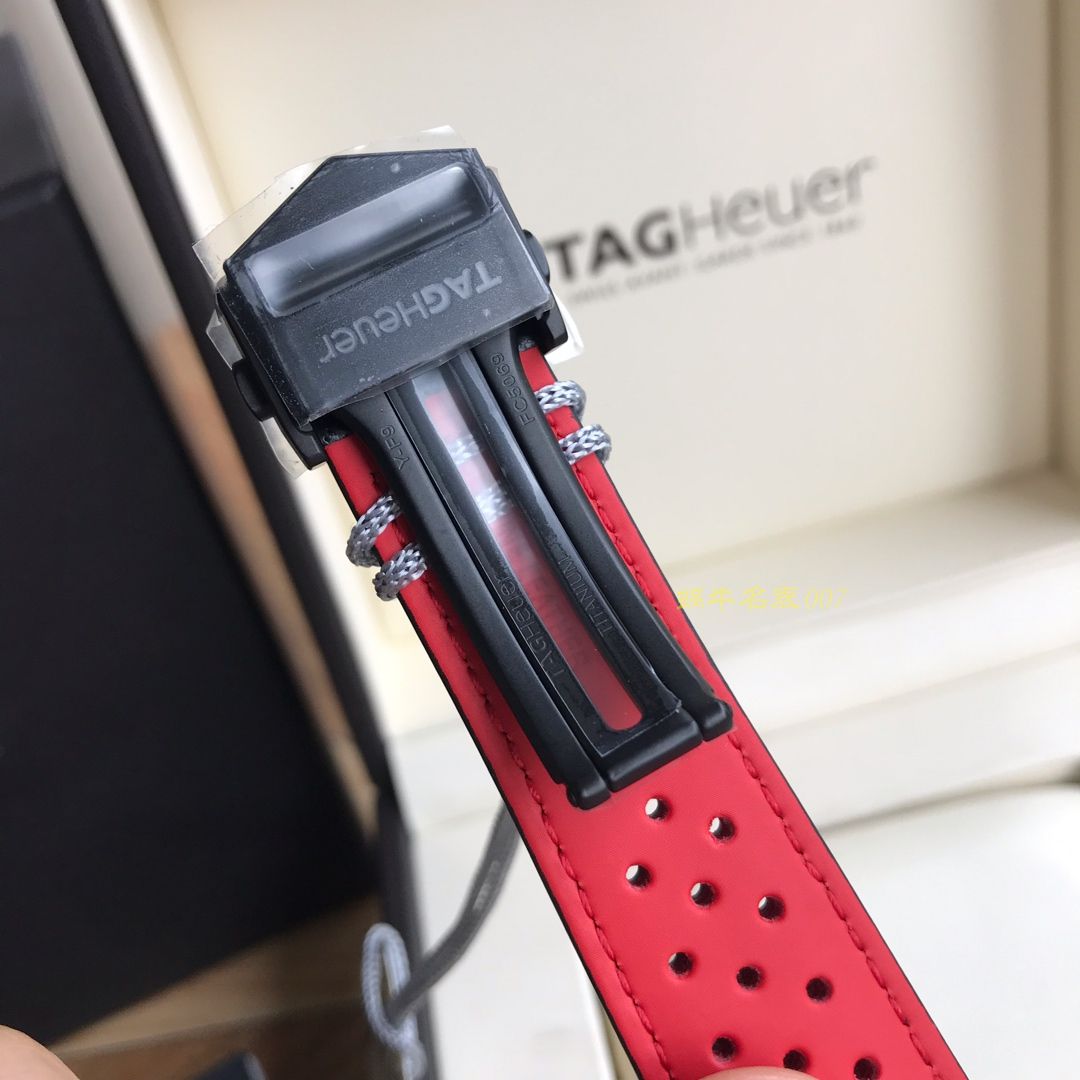   渠道原单  泰格豪雅卡莱拉系列WAR2A11.FC6337腕表泰格豪雅拳王阿里纪念款，WAR2A80.FC6337腕表 / TG066