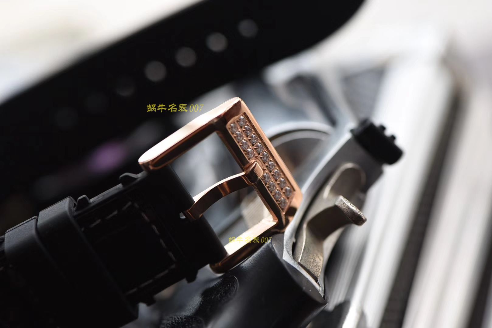   ABS高Franck Muller  法穆兰MEN'S COLLECTION系列V 45满钻腕表 / FL033