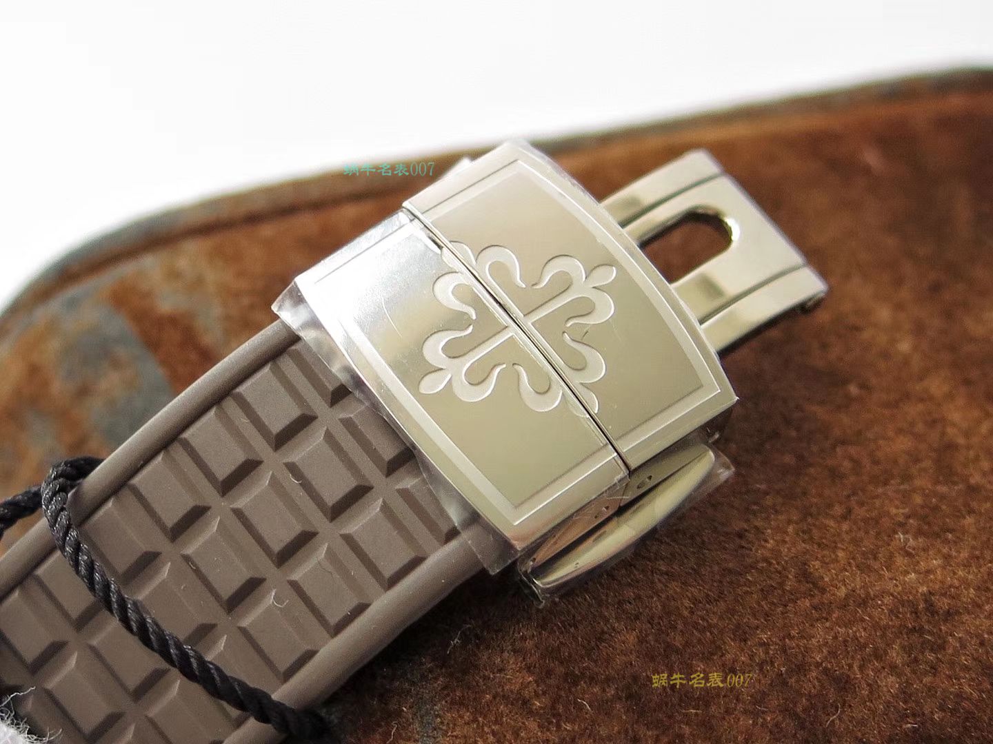   PPF  PATEK PHILIPPE百达翡丽AQUANAUT系列5067A-023腕表女装 / BD261