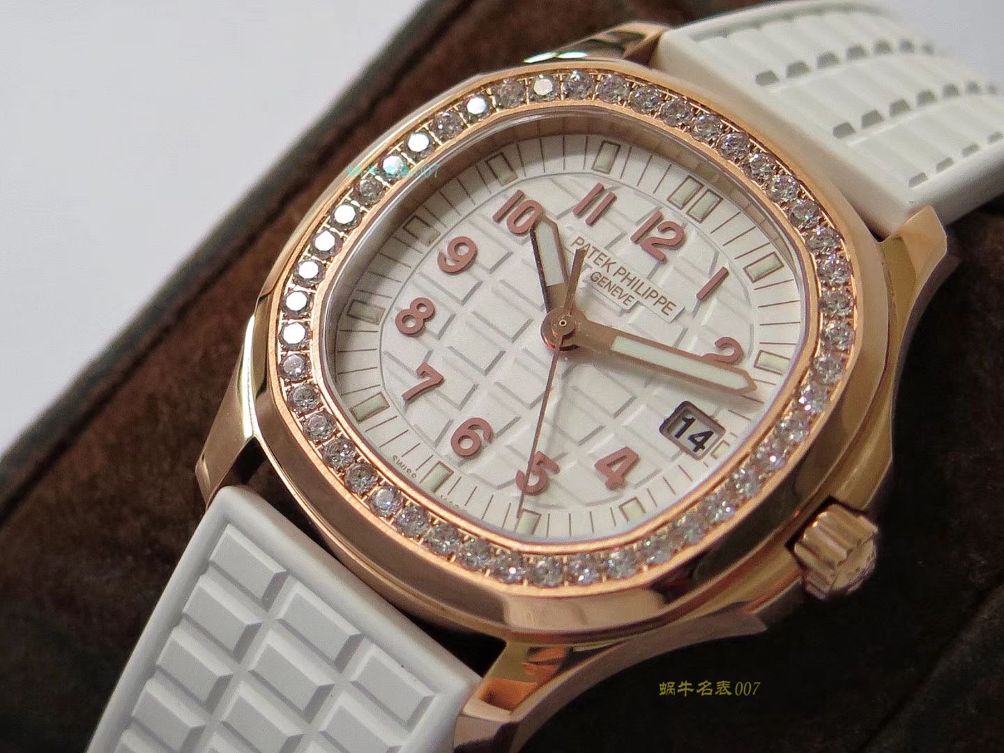 PATEK PHILIPPE百达翡丽AQUANAUT系列5068R-010腕表  PPF 百达翡丽鹦鹉螺女表   / BD263