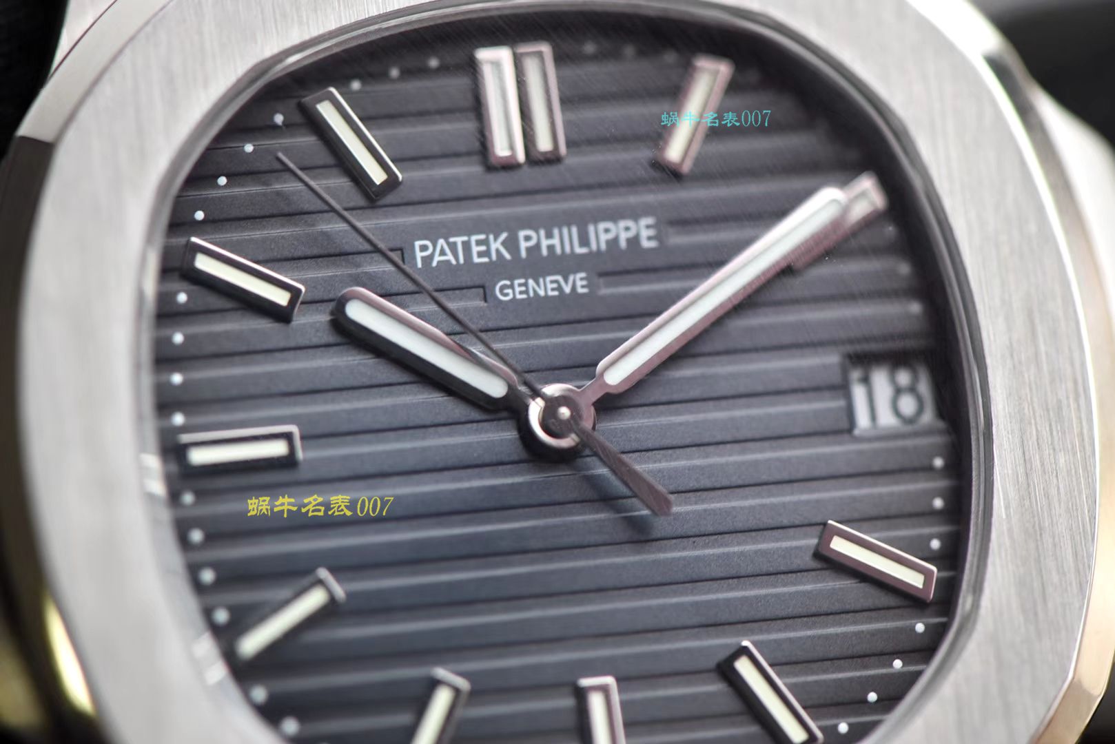   PPF超级PATEK PHILIPPE鹦鹉螺重磅来袭！“灰蓝”  百达翡丽运动优雅5711/1A 010 不锈钢腕表(鹦鹉螺)2019年钢表王座的开年重器 / BD267
