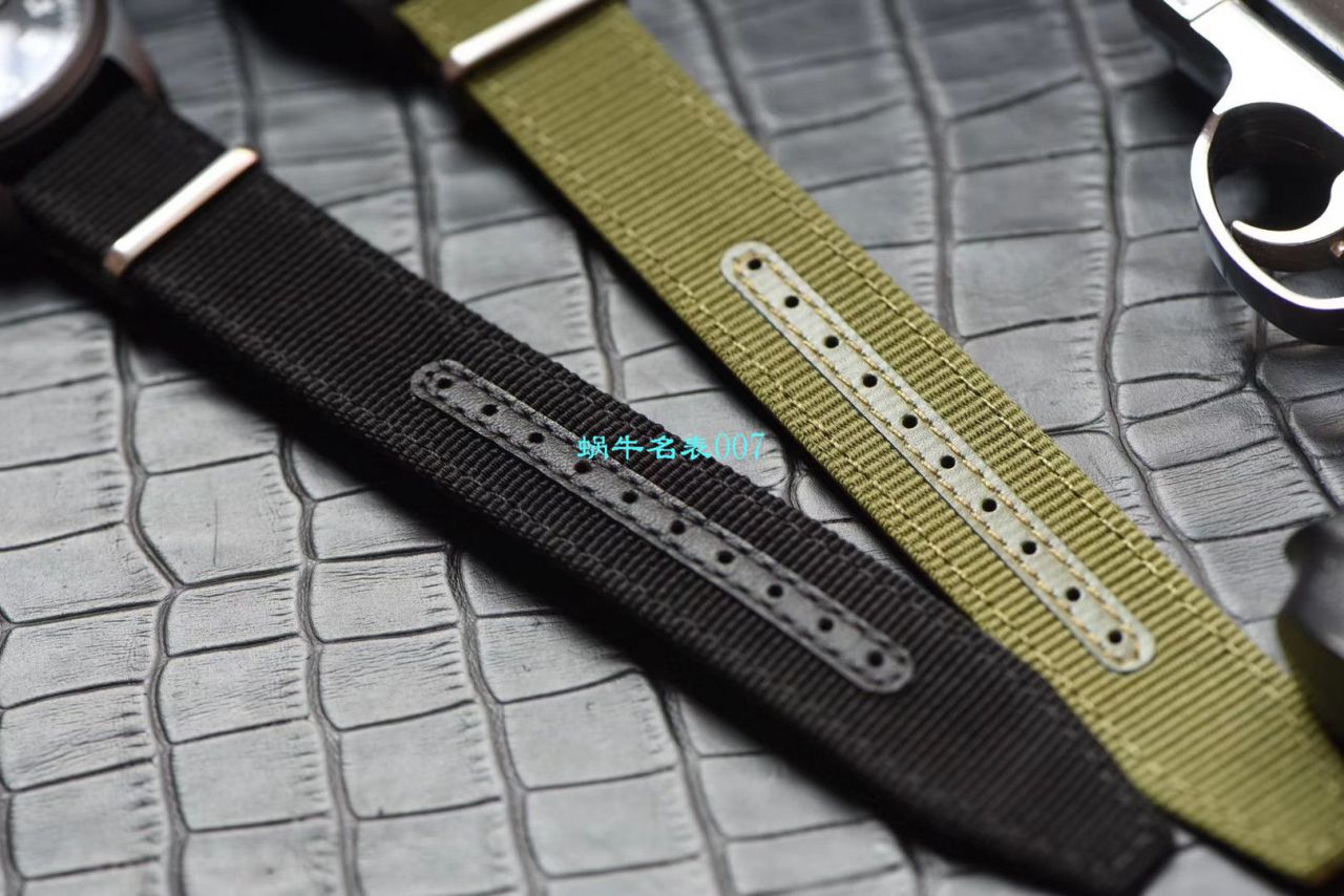   M+万国  IWC萬 國 IW32409 TOPGUN SFTI 海軍空戰部隊飛行員特別紀念腕錶 / M379