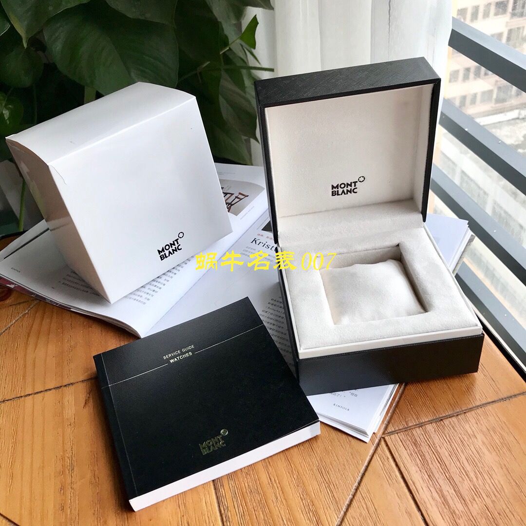   渠道原单  MONTBLANC万宝龙4810系列U0115122腕表 / M017