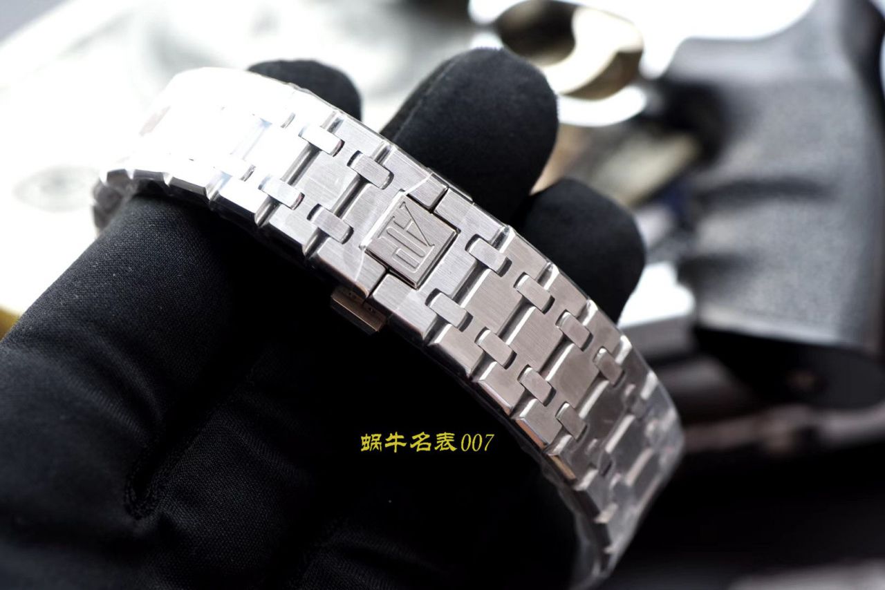   FK厂爱彼  爱彼皇家橡树系列15400ST.OO.1220ST.02，15400ST.OO.1220ST.04腕表 / AP171
