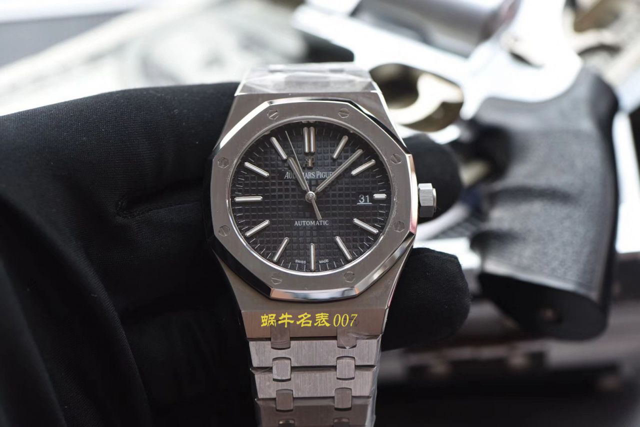   FK厂爱彼  爱彼皇家橡树系列15400ST.OO.1220ST.02，15400ST.OO.1220ST.04腕表 / AP171