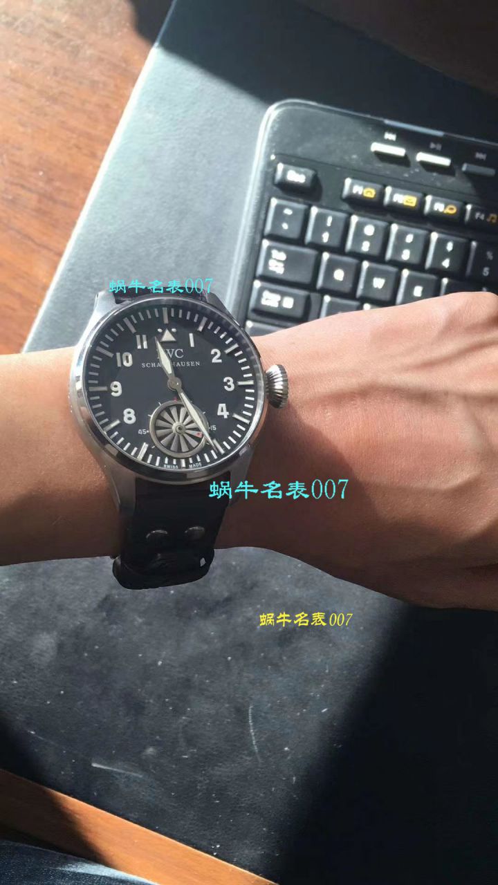   视频测评    KW厂万国飞行员IW500301涡轮大飞男士机械手表 / WAG110