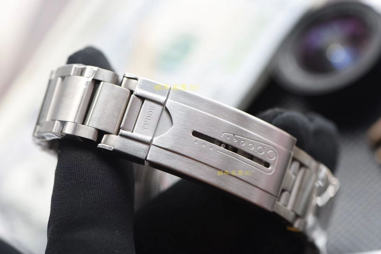   视频测评  XF厂帝舵PELAGOS 25600TB蓝钛土豆蓝战斧 / DTbb017A
