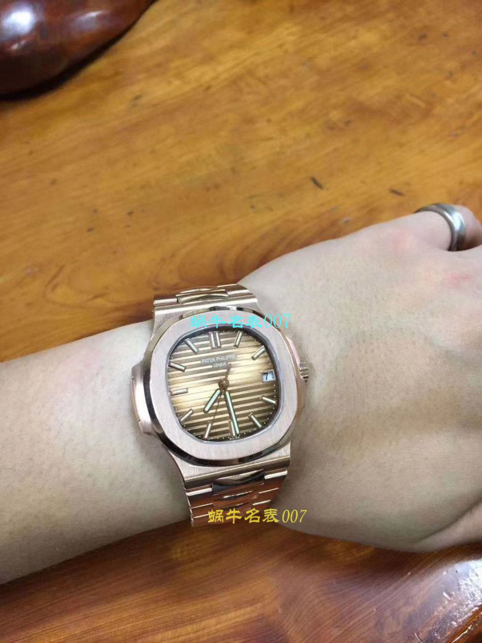 视频评测百达翡丽运动系列5711/1A 010 不锈钢腕表(鹦鹉螺钢王)  PF   / BD232