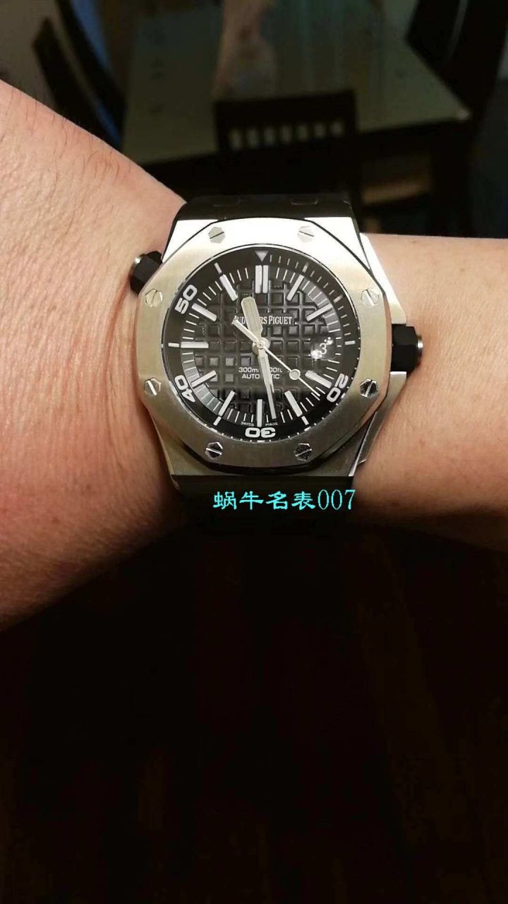   JF视频评测爱彼皇家橡树离岸型系列15703ST.OO.A002CA.01腕表，全新V9S超强版正式闪亮登场 / AP156