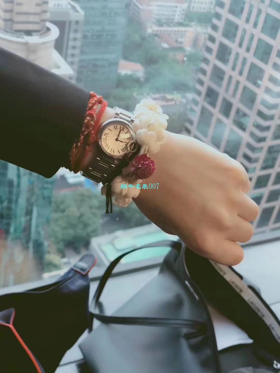   视频测评V6厂高卡地亚蓝气球系列小号28毫米WE902073女士石英腕表 / K063