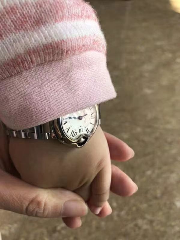   视频测评HBBV6  卡地亚蓝气球系列W6920100女士33毫米机械版本腕表 / K060