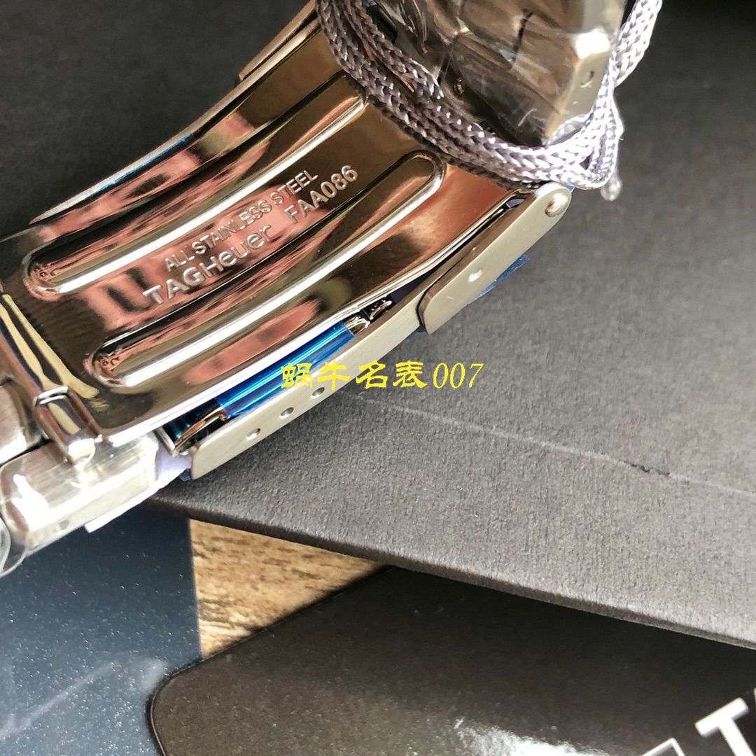   渠道原单Tagheuer石英计时表  泰格豪雅竞潜系列CAY111B.BA0927，CAY111A.BA0927腕表 / TG077