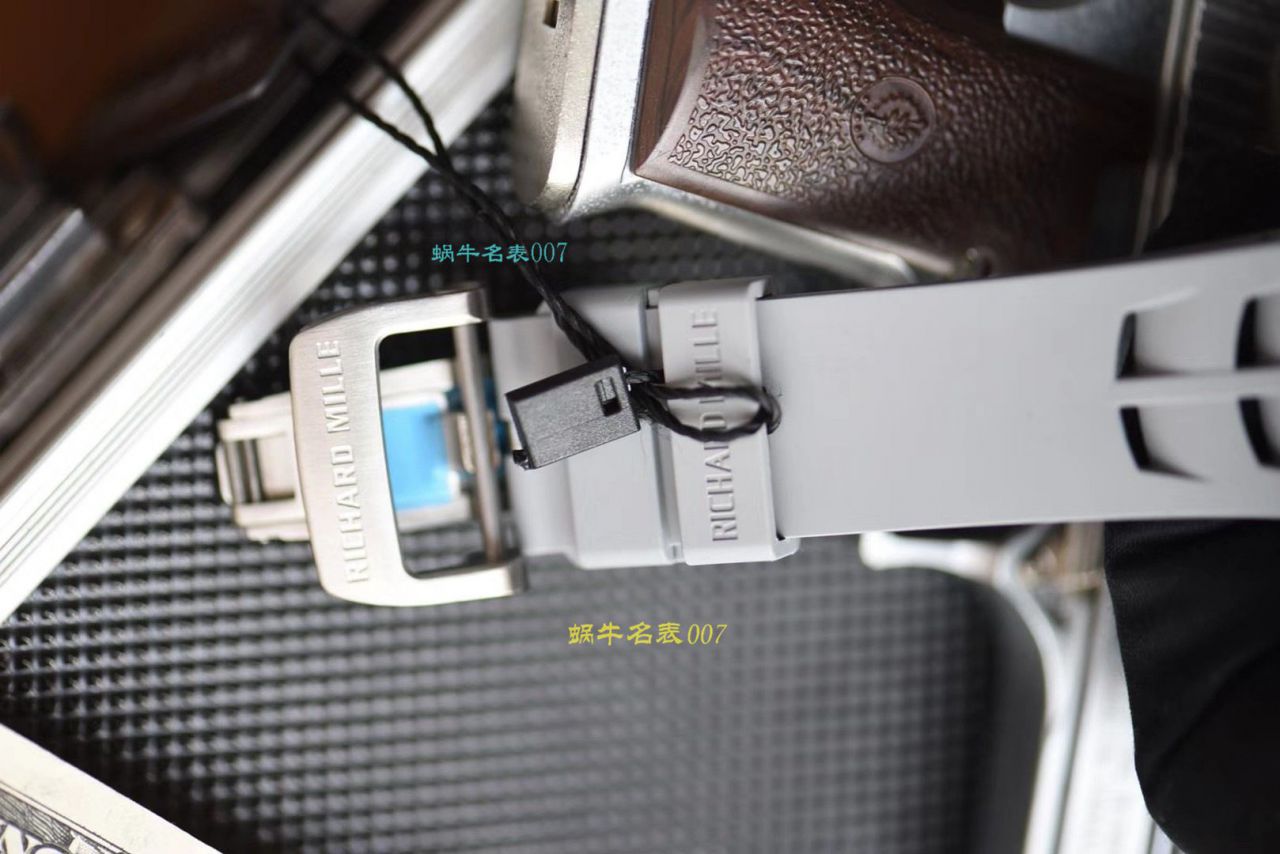 视频评测KV厂RICHARD MILLE  理查德米勒男士系列RM 011白面陶瓷限量款腕表 / KVRM01199