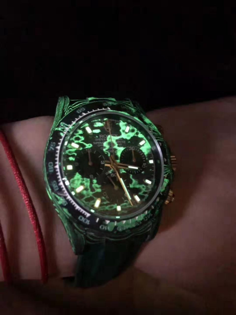   TW厂劳力士  劳力士ROLEX宇宙计时迪通拿系列之全碳纤维海外定制版 / R367