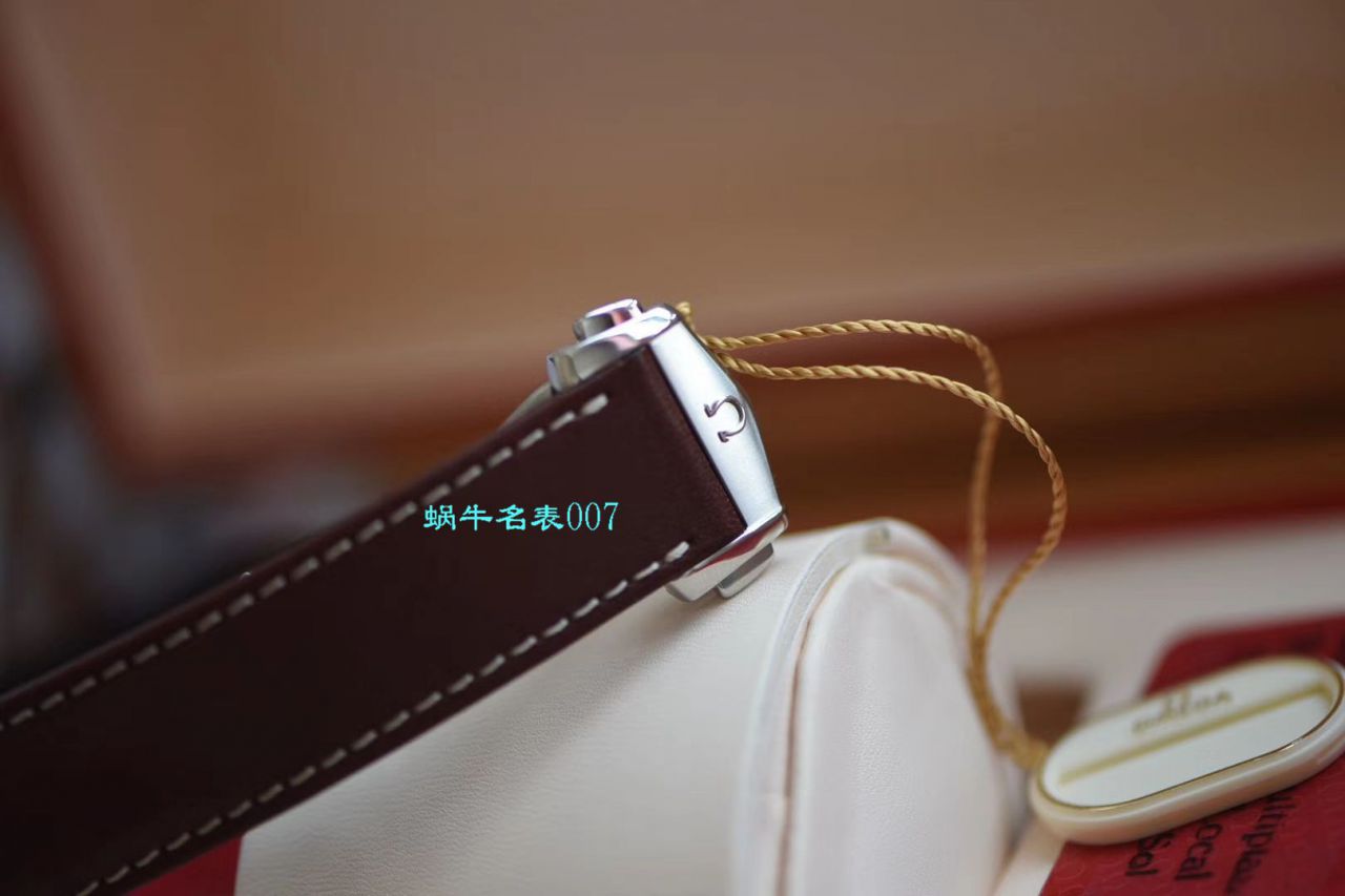  专柜正品  欧米茄超霸系列331.22.42.51.01.001腕表 / M613