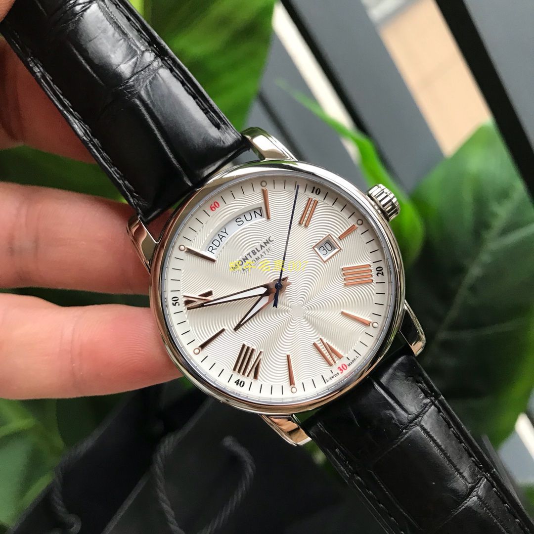   渠道原单MONTBLANC  万宝龙4810系列U0115937、U0115936腕表 / M019