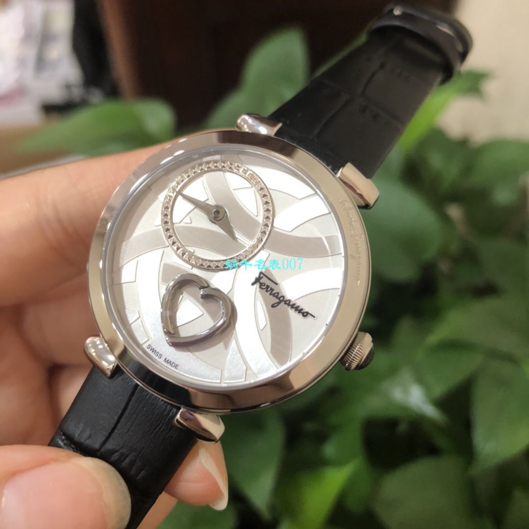   渠道原单迪丽热巴同款系列   菲拉格慕Ferragamo-Cuore Ferragamo系列-FE298 0016石英女表 / FEL012