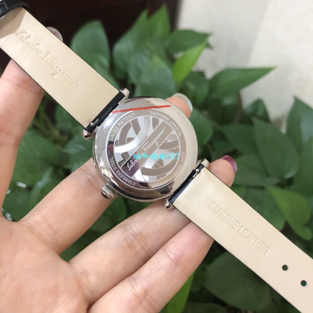   渠道原单迪丽热巴同款系列   菲拉格慕Ferragamo-Cuore Ferragamo系列-FE298 0016石英女表 / FEL012