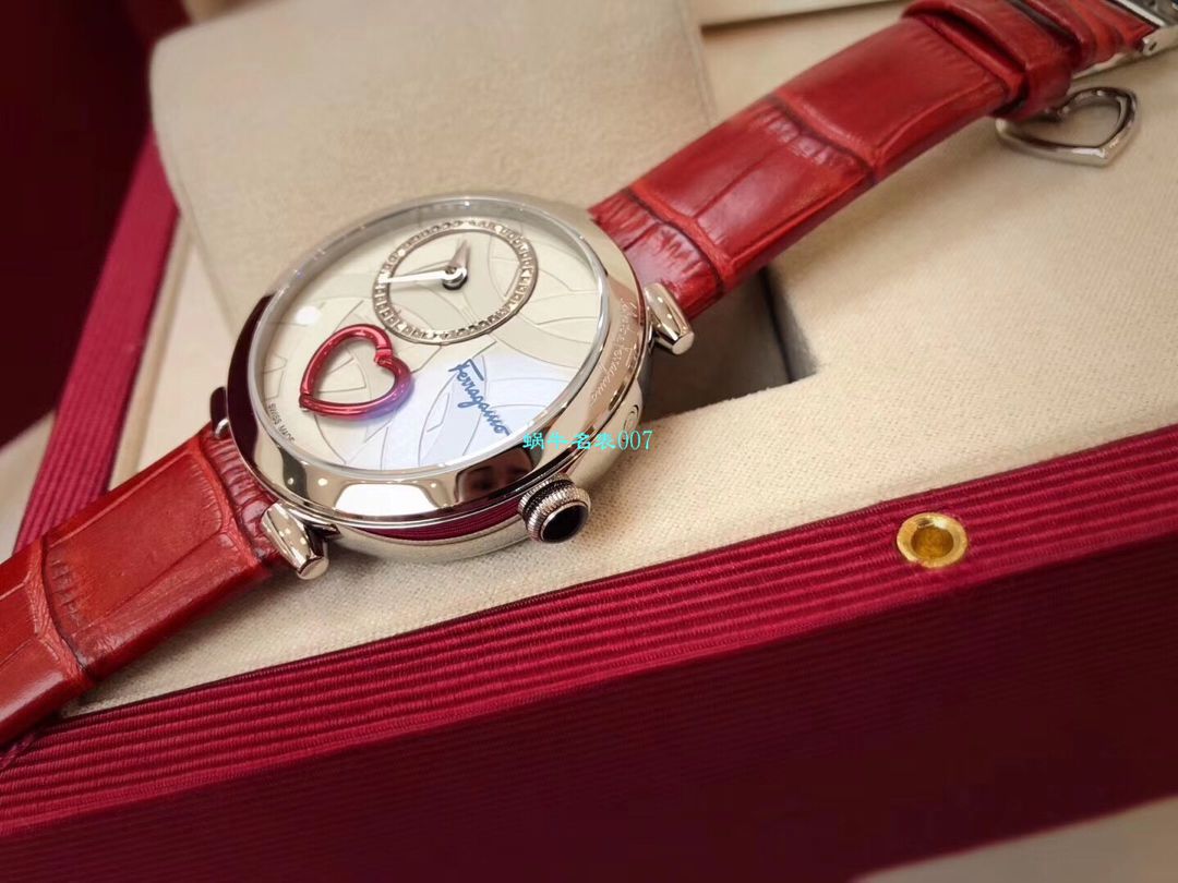   渠道原单迪丽热巴同款系列   菲拉格慕Ferragamo-Cuore Ferragamo系列-FE298 0016石英女表 / FEL012