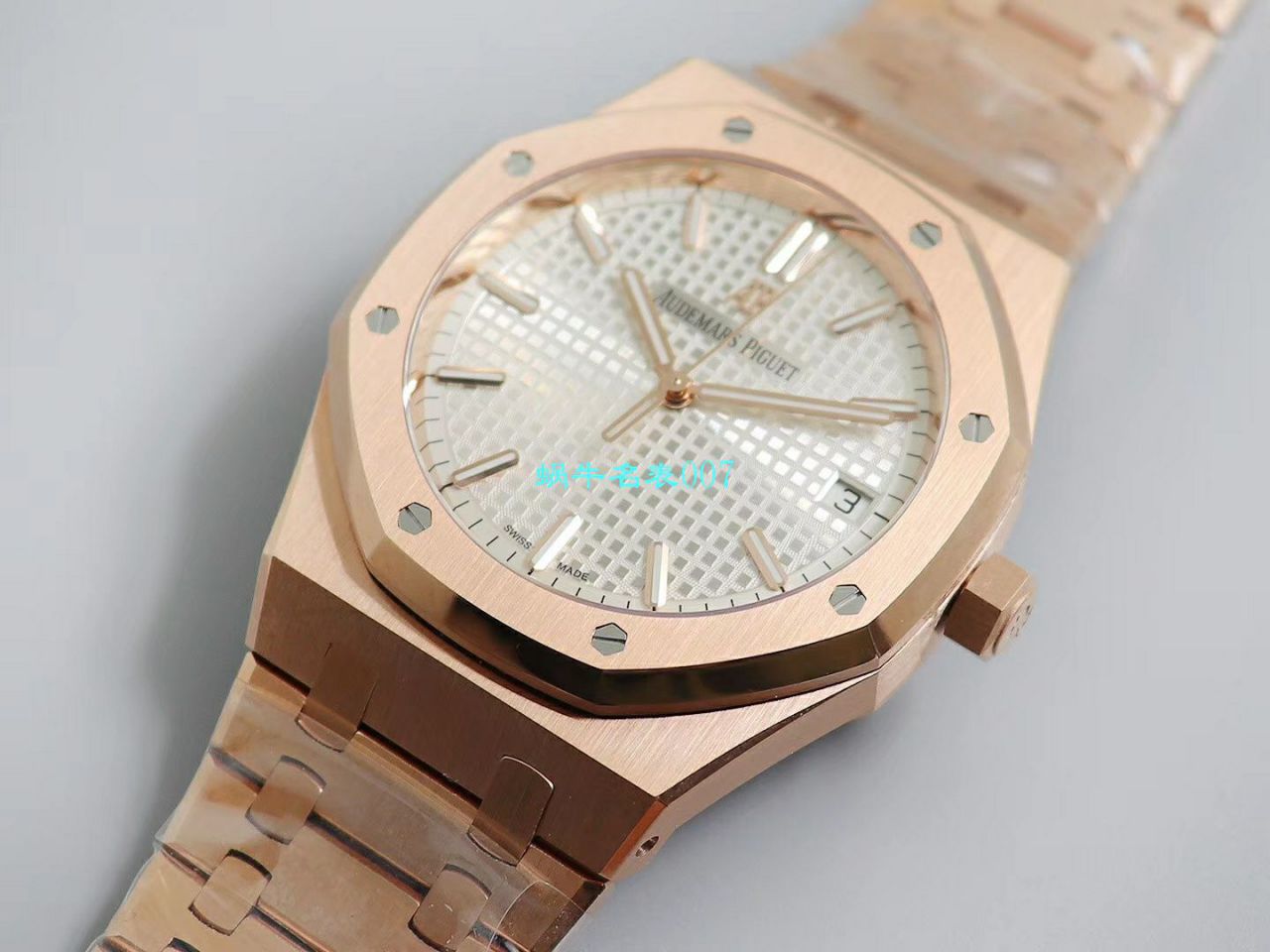   OM厂Audemars Piguet表  爱彼皇家橡树系列15500OR.OO.1220OR.01，15500OR.OO.D002CR.01腕表 / AP181