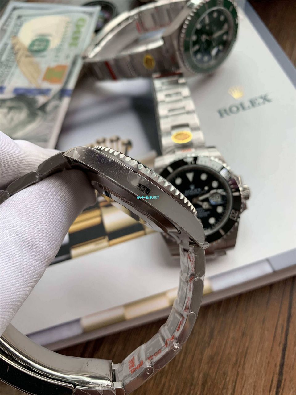 视频评测最完‎美​Rolex绿水鬼‎SUBN厂V10升​级版  劳力士潜航者型系列116610LV-97200绿盘腕表 / R392