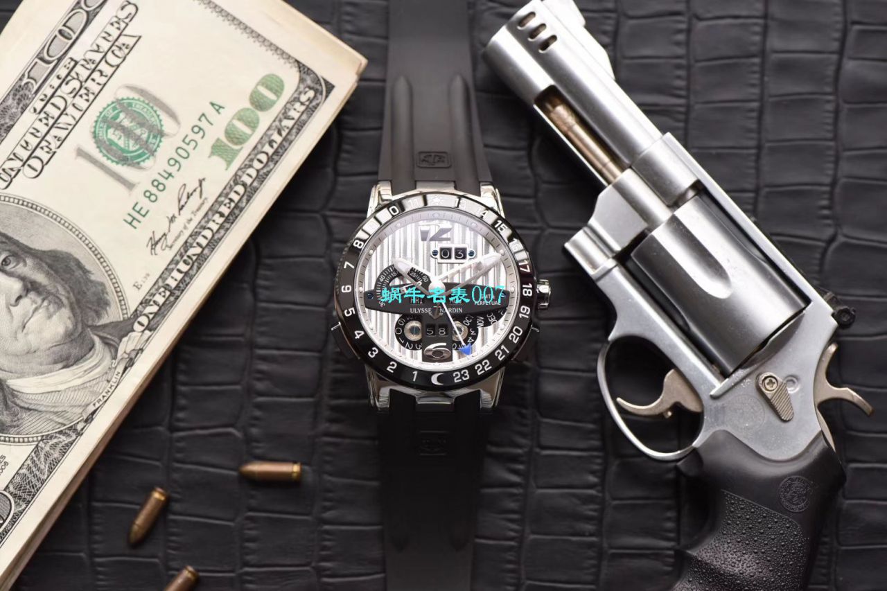视频评测TWA厂Ulysse Nardin  雅典表复杂功能万年历腕表系列 329-00-3腕表 / YD018