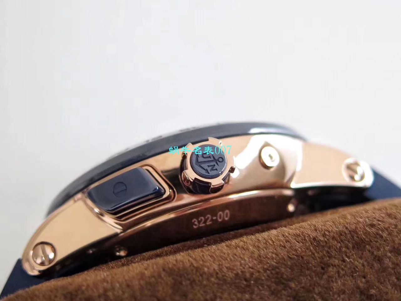   Ulysse Nardin  TWA厂雅典复杂功能系列326-00-3腕表 / YD020